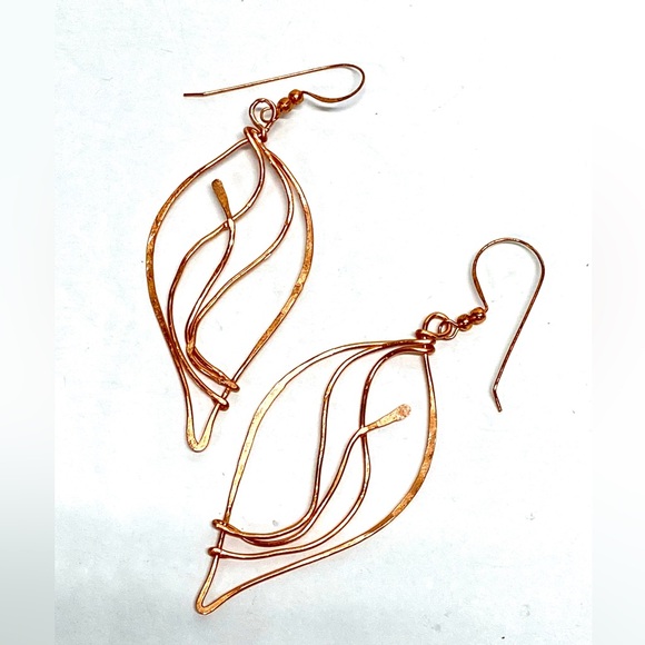 HANDMADE Hand Wrapped Pure Bare Copper Minimalistic Modern Leaf Dangle Earrings - Picture 3 of 10